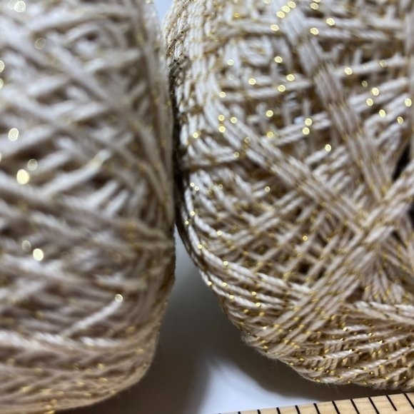 Aunt Lydia's Metallic Crochet Thread Natural/Gold - Picture 9 of 13